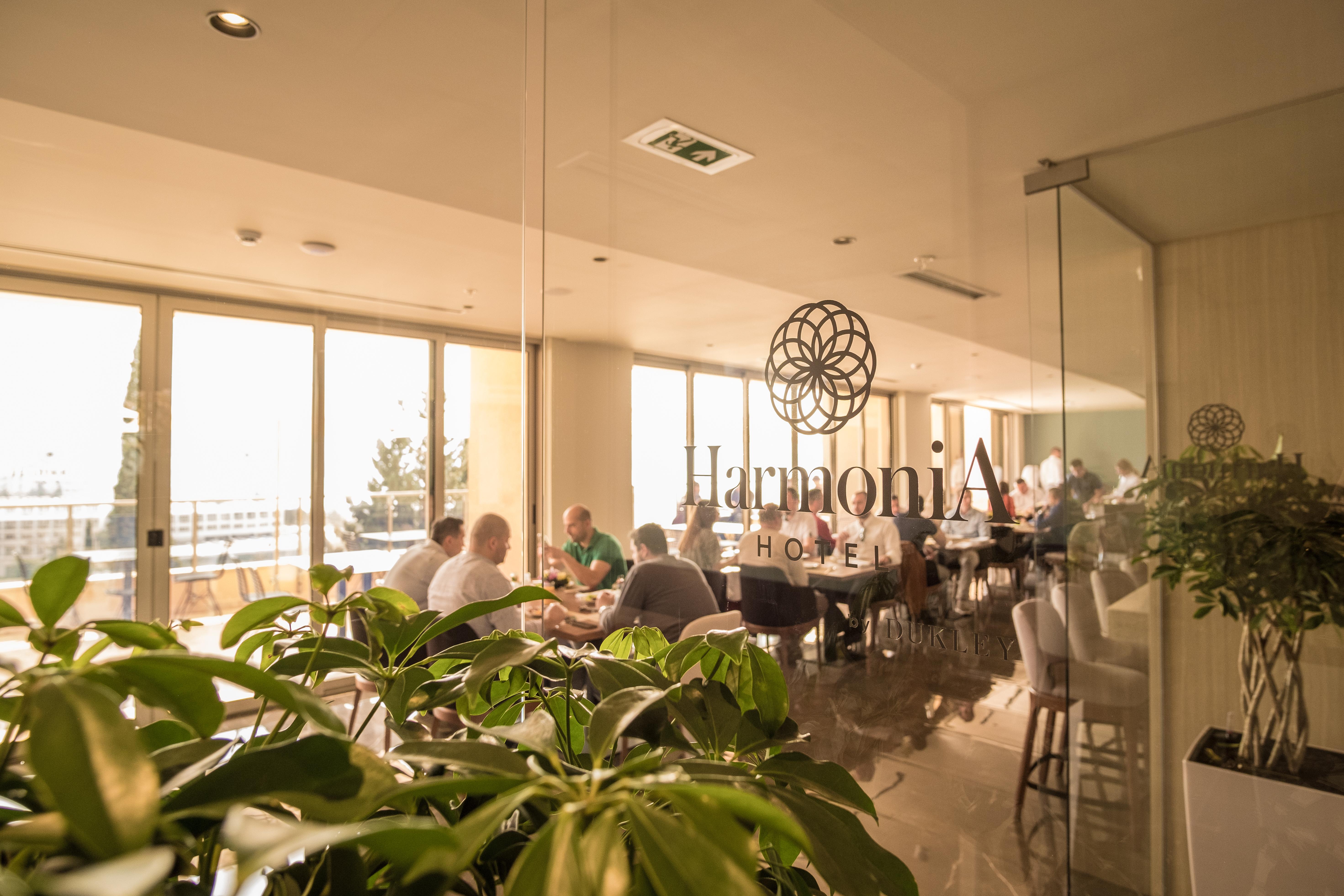 Hotel Harmonia By Dukley 4*